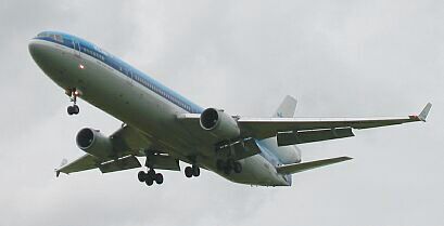 KLM MD-11